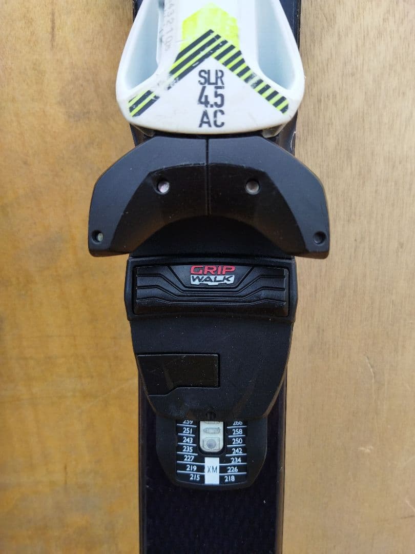 みぃ　HEAD ヘッド　SUPER SHAPE スキー 板 バインディング