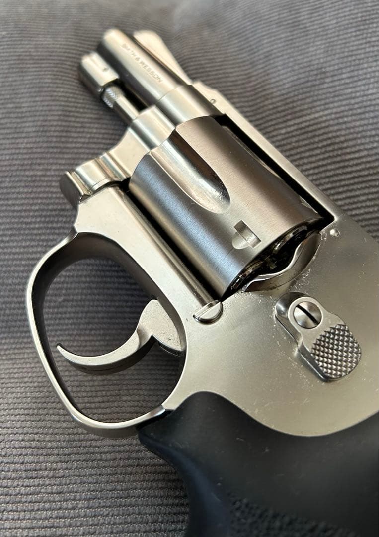 【タナカ】S&W M442 AWニッケルフィニッシュ　HOGUEラバーグリップ