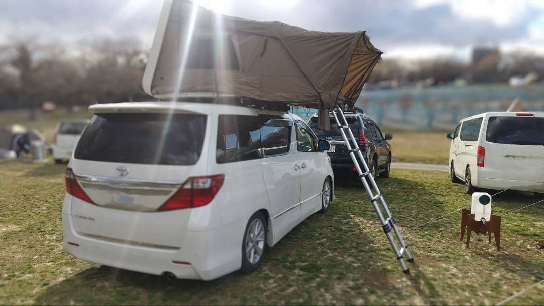 ルーフテント ヒルストーン製ハードシェル白色