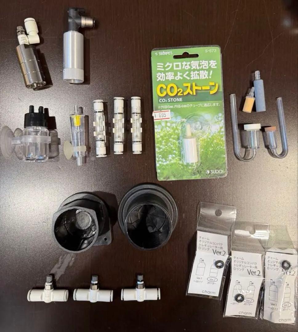 水草用 CO2フルセットx2 + CO2ボンベ+エアポンプ+おまけ