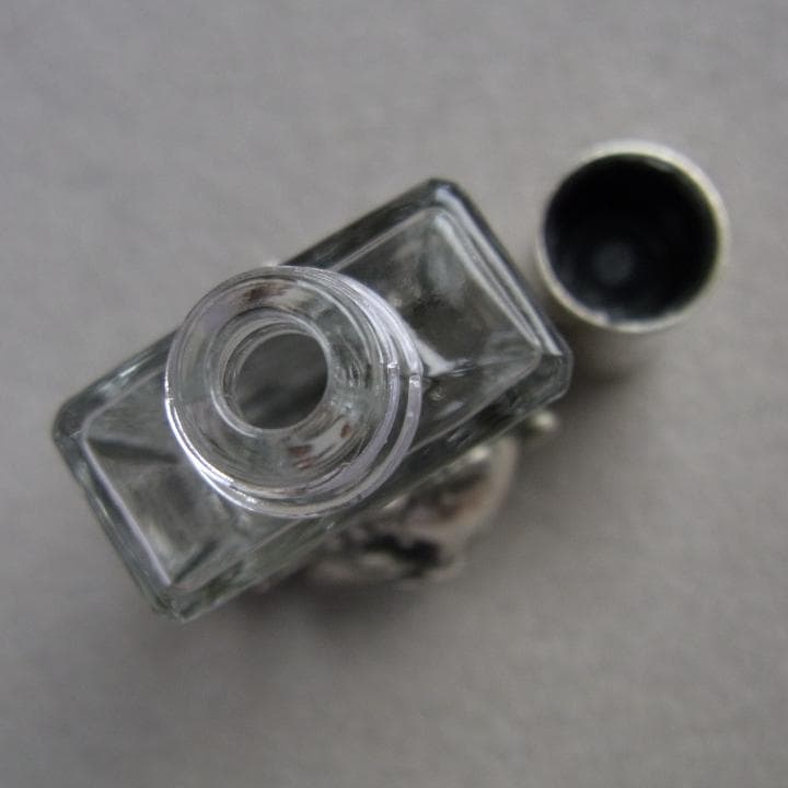 イタリア製 ビンテージ パフュームボトル シルバー925 猫の装飾 ネコ ねこ