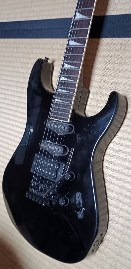 Morris＊Hurricaneストラトタイプ