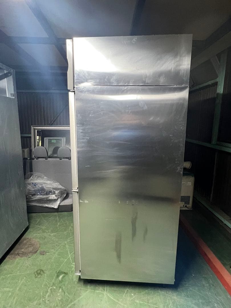 2013年 ホシザキ縦型冷凍庫 100V