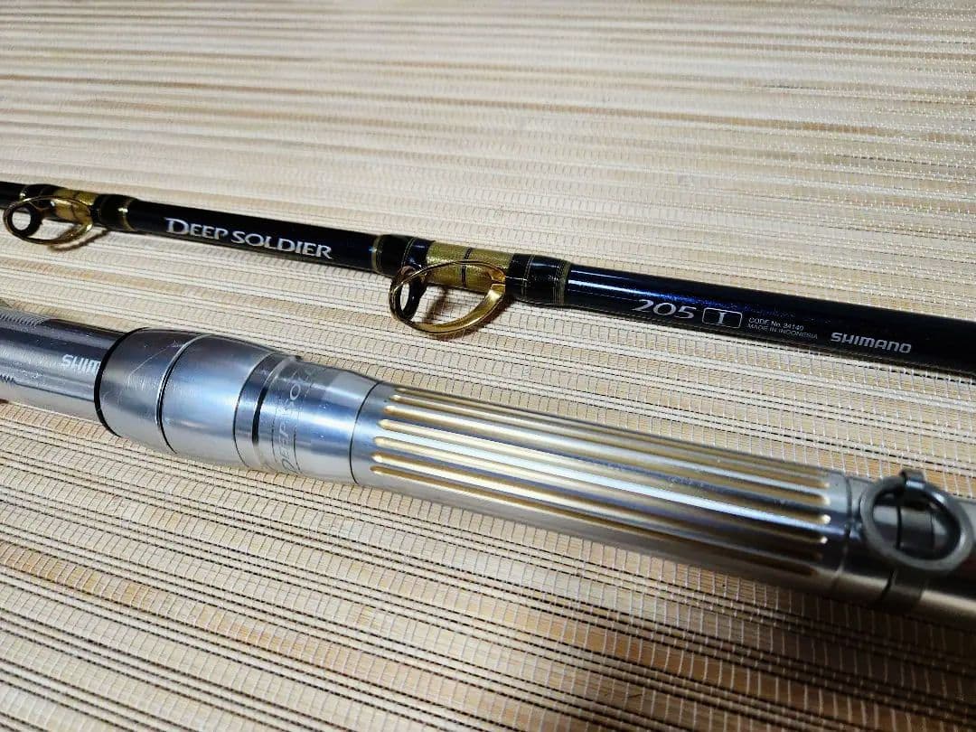 ス*ダ様 ​【美品】シマノ ディープソルジャー 205-0 アカムツ 中深場 船