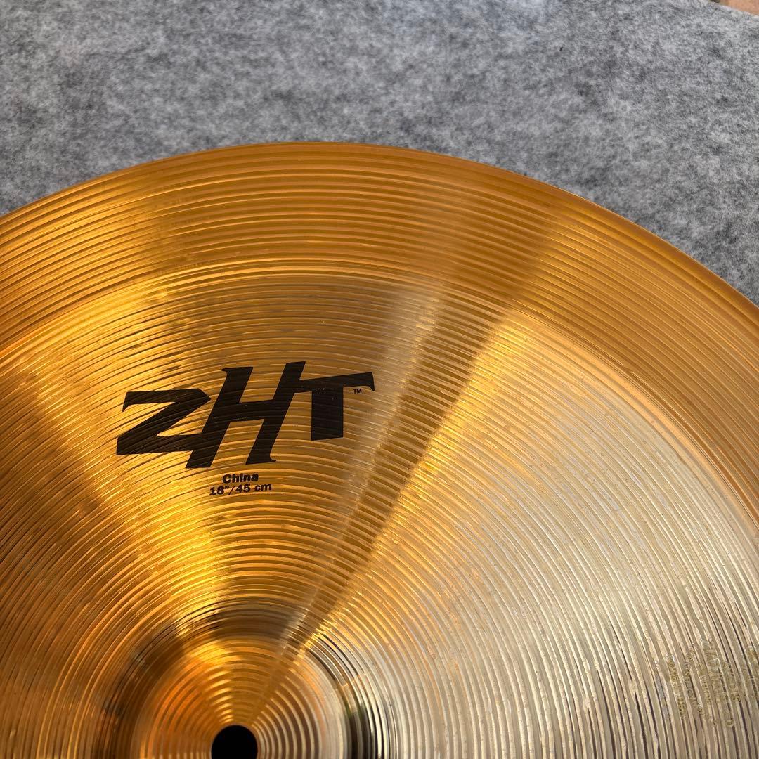 【送料込】Zildjian ZHT 18\" チャイナシンバル【美品】