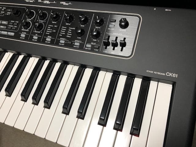 YAMAHA シンセサイザーCK61・純正ケース付き