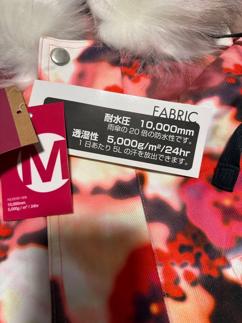 3万円　新品　フラワーパターン スノーボードウェア Mサイズ