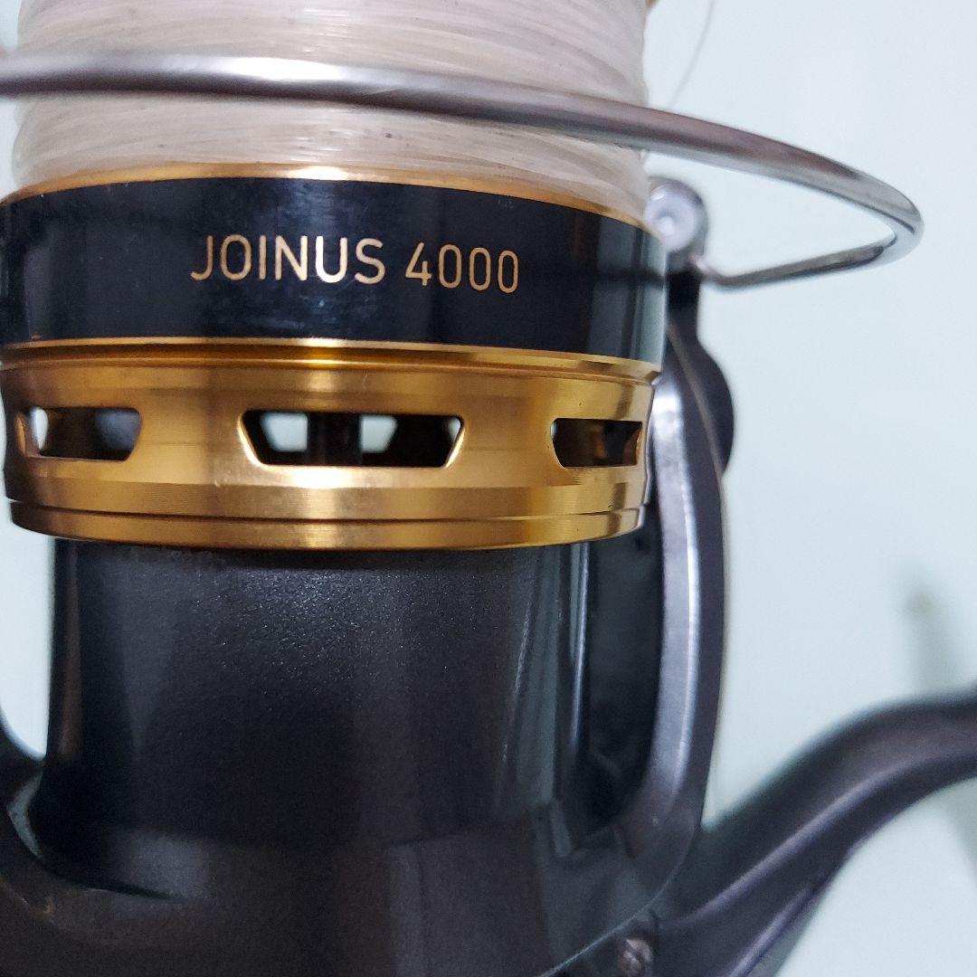 ダイワ　スピニングリール ブラック/ゴールド