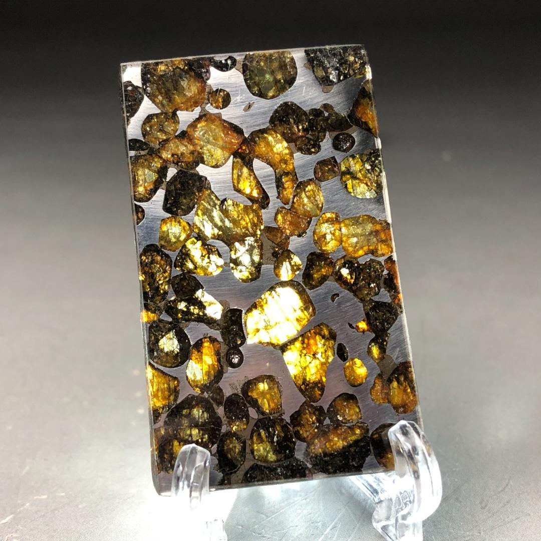 エ*７様 パラサイト隕石 隕石　石鉄隕石　セリコ隕石 美品　重さ約12ｇ　共箱