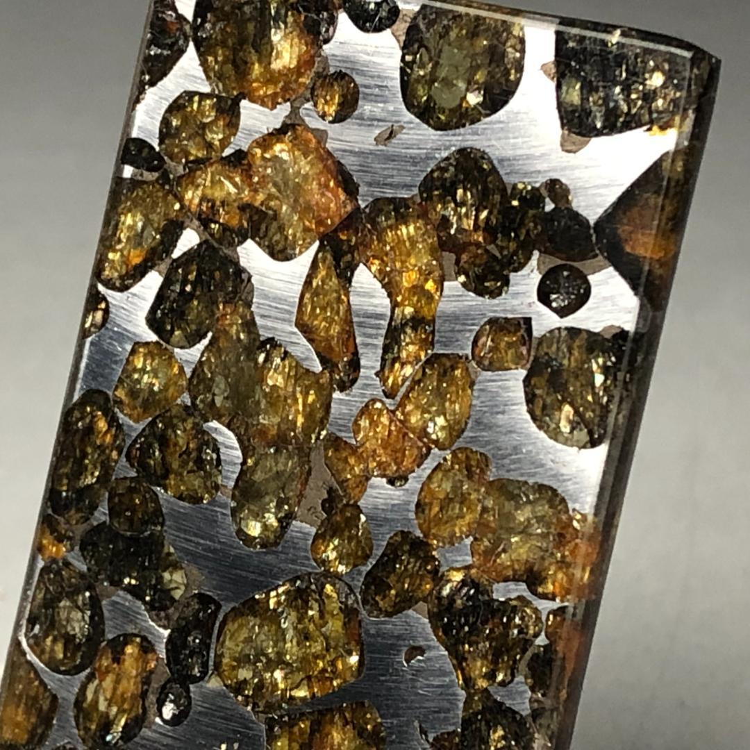 エ*７様 パラサイト隕石 隕石　石鉄隕石　セリコ隕石 美品　重さ約12ｇ　共箱