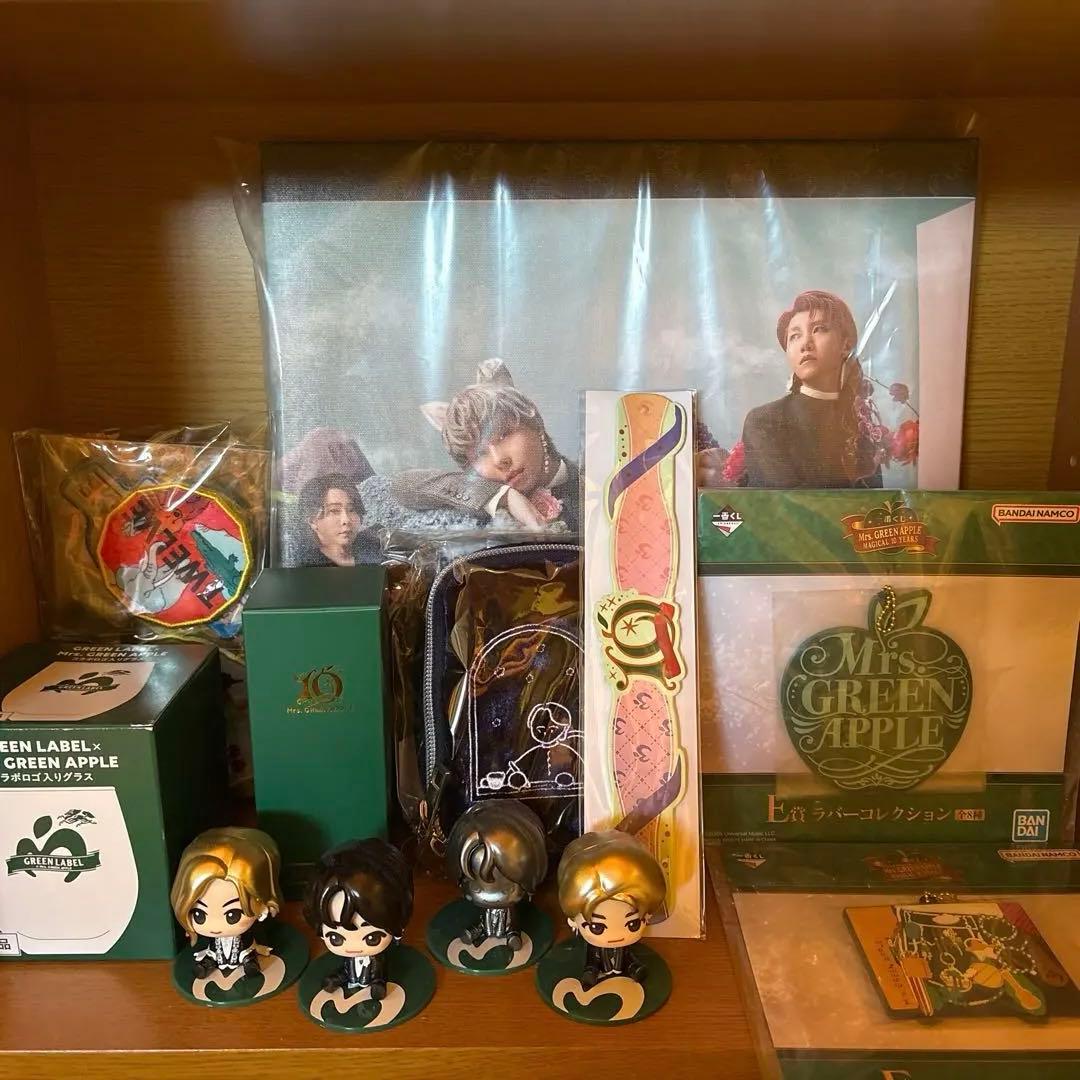 Mrs. GREEN APPLEグッズセット