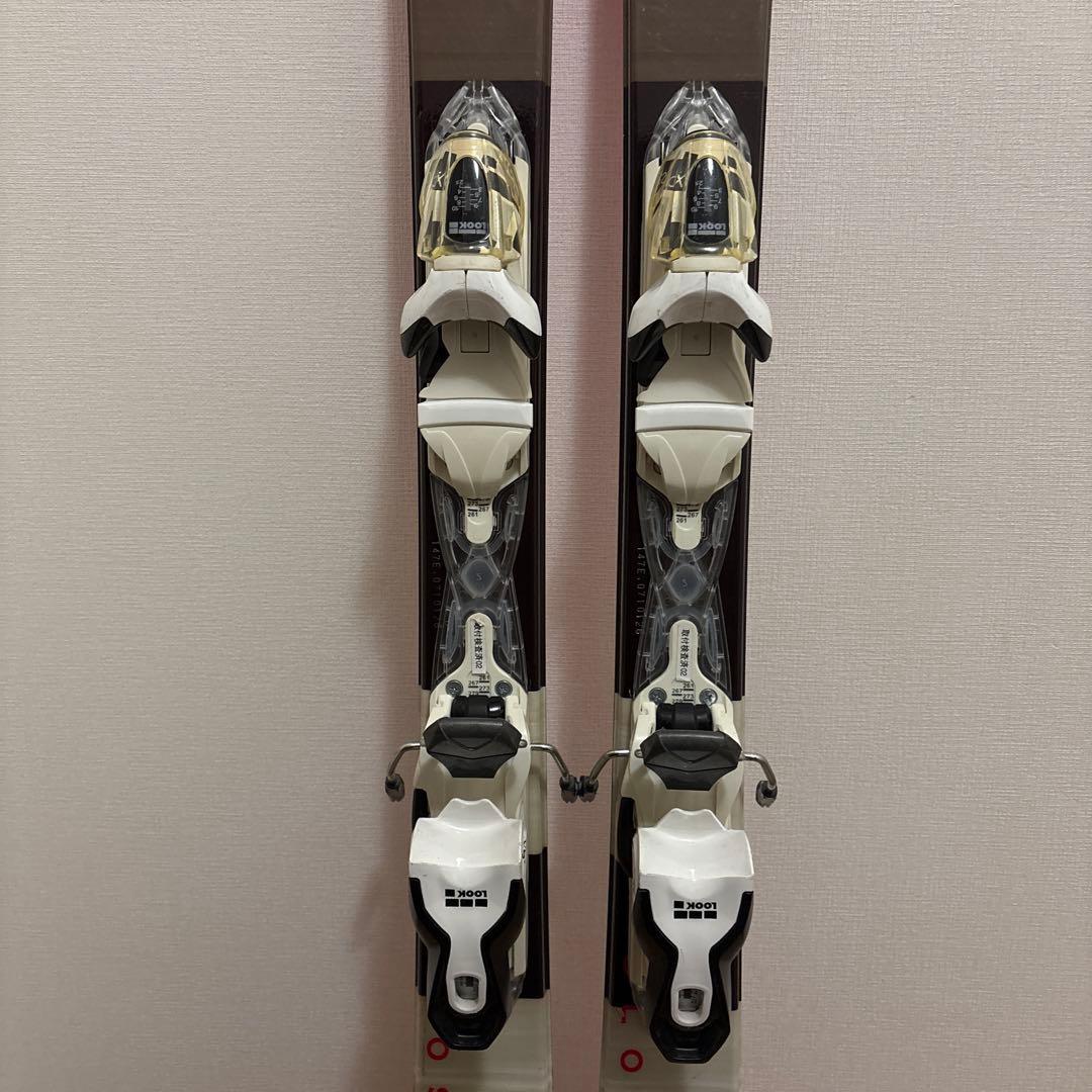 初心者向けスキー板、ブーツ、ストックセット