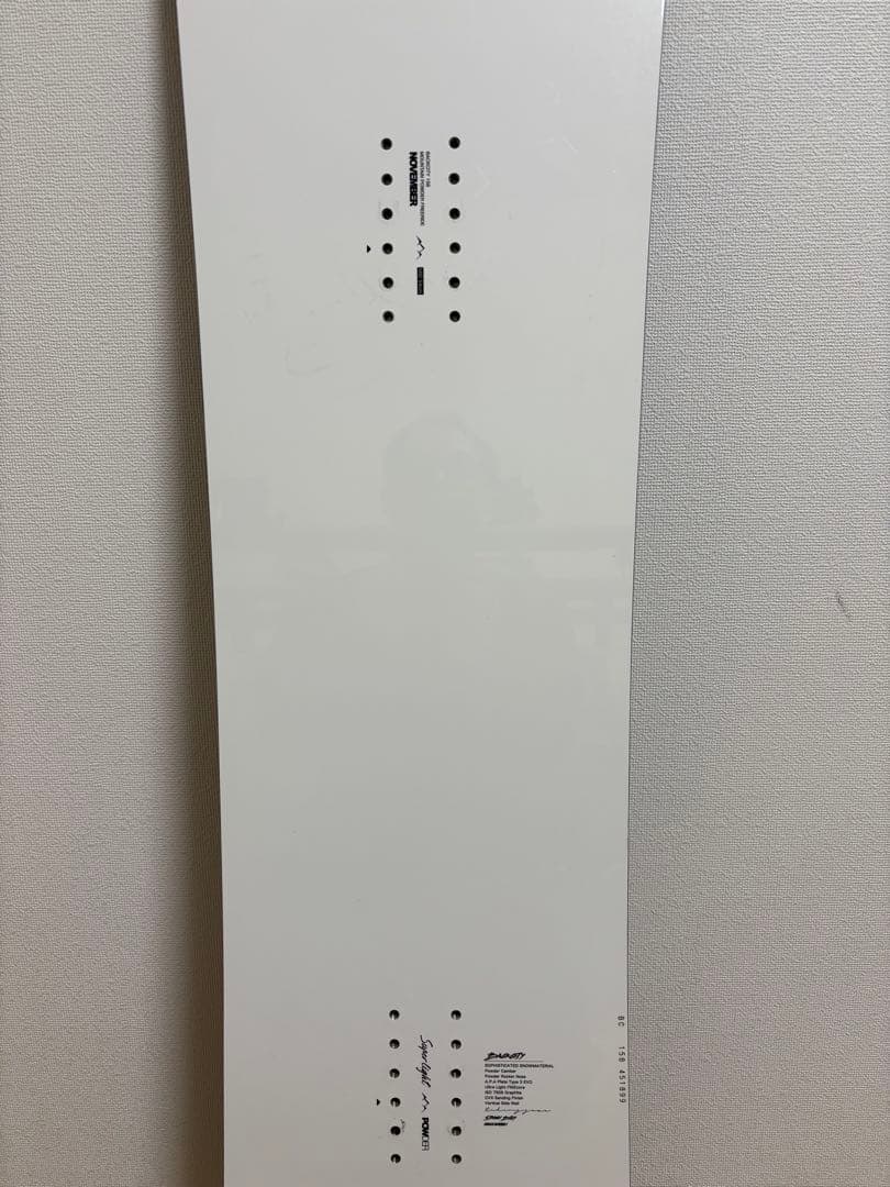 NOVEMBER BACKCITY（パウダーボード）24-25 158cm