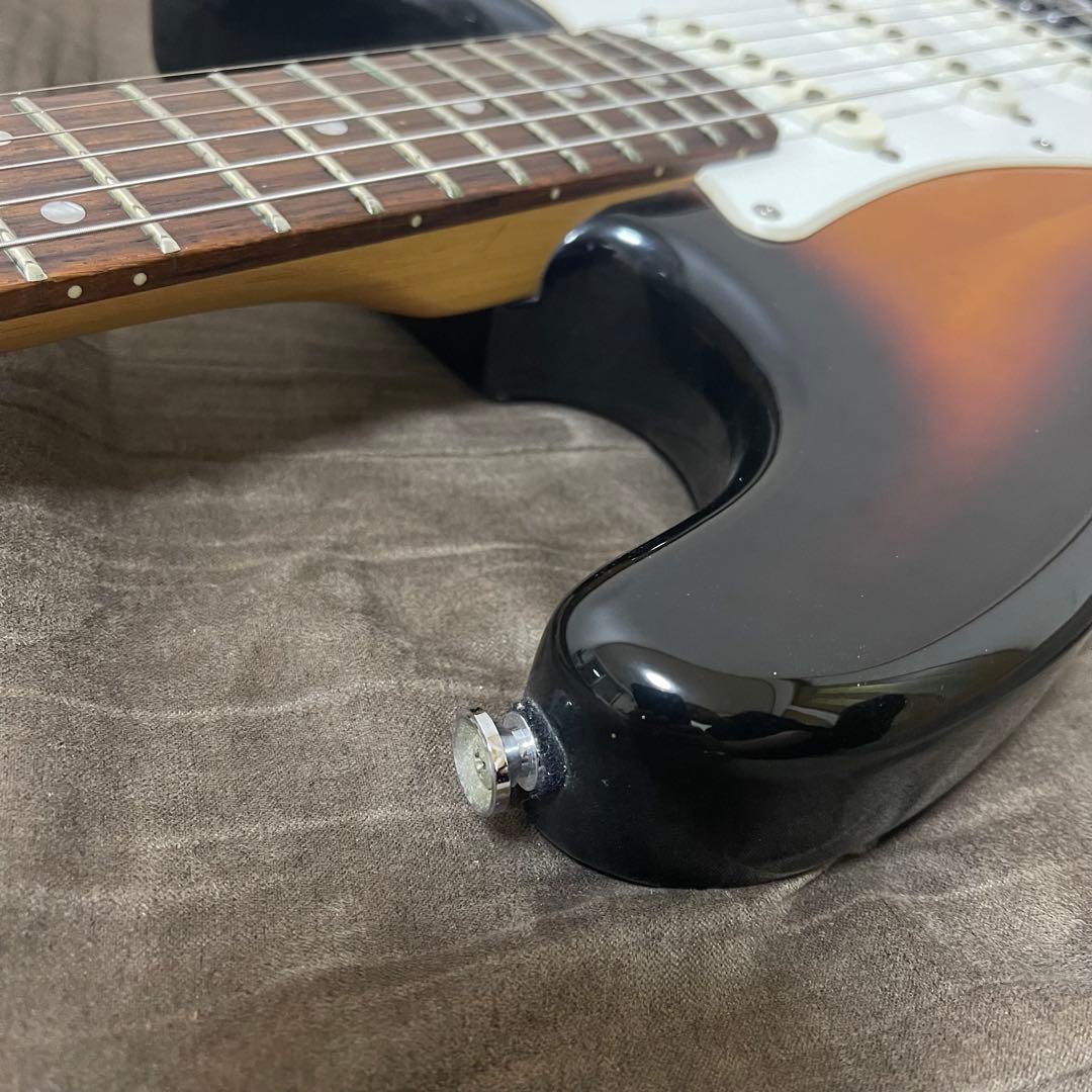 Squier ストラトキャスター サンバースト