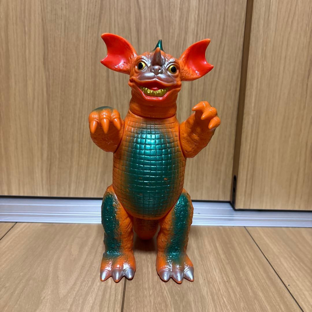 バンダイ 東宝怪獣シリーズ ブルマァク バラゴン オレンジ成型