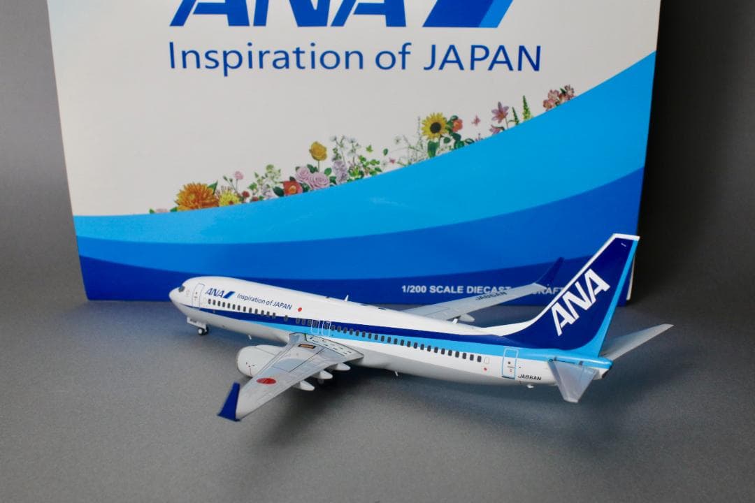 さ*む様 【レア】ANA B737-800 JA86AN 1/200 IOJ塗装