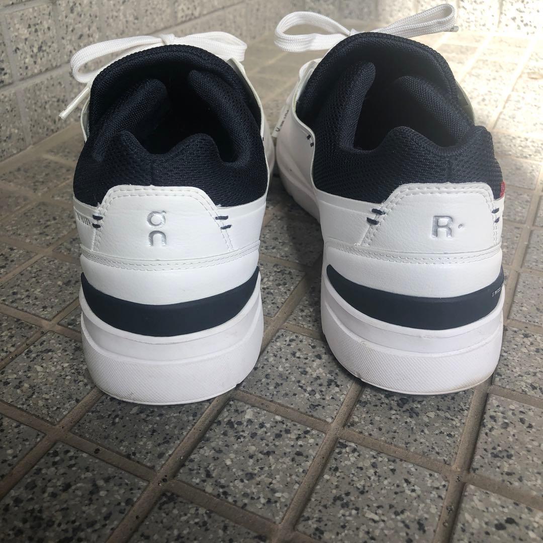 On オン　THE ROGER ロジャースニーカー 28