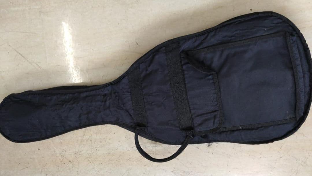 フォトジェニック　ストラトキャスター　初期ロゴ　　弾きやすい