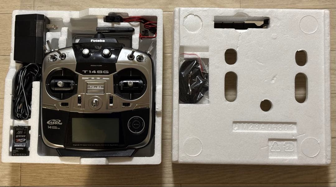 双葉電子工業 14SG 14ch ヘリコプター用T/Rセット