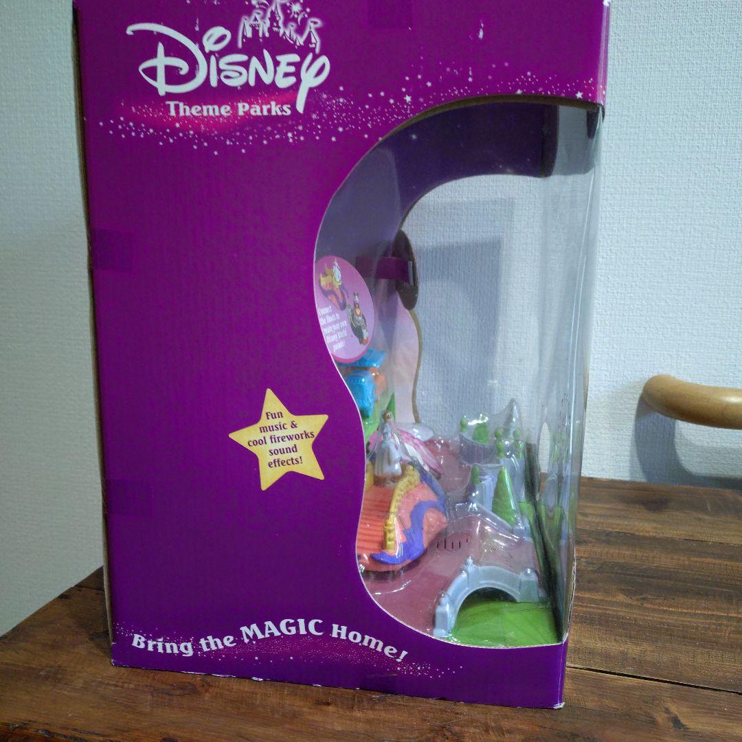 ディズニー　プレイセット　マジックキングダム　ミニー　ミッキー　フィギュア