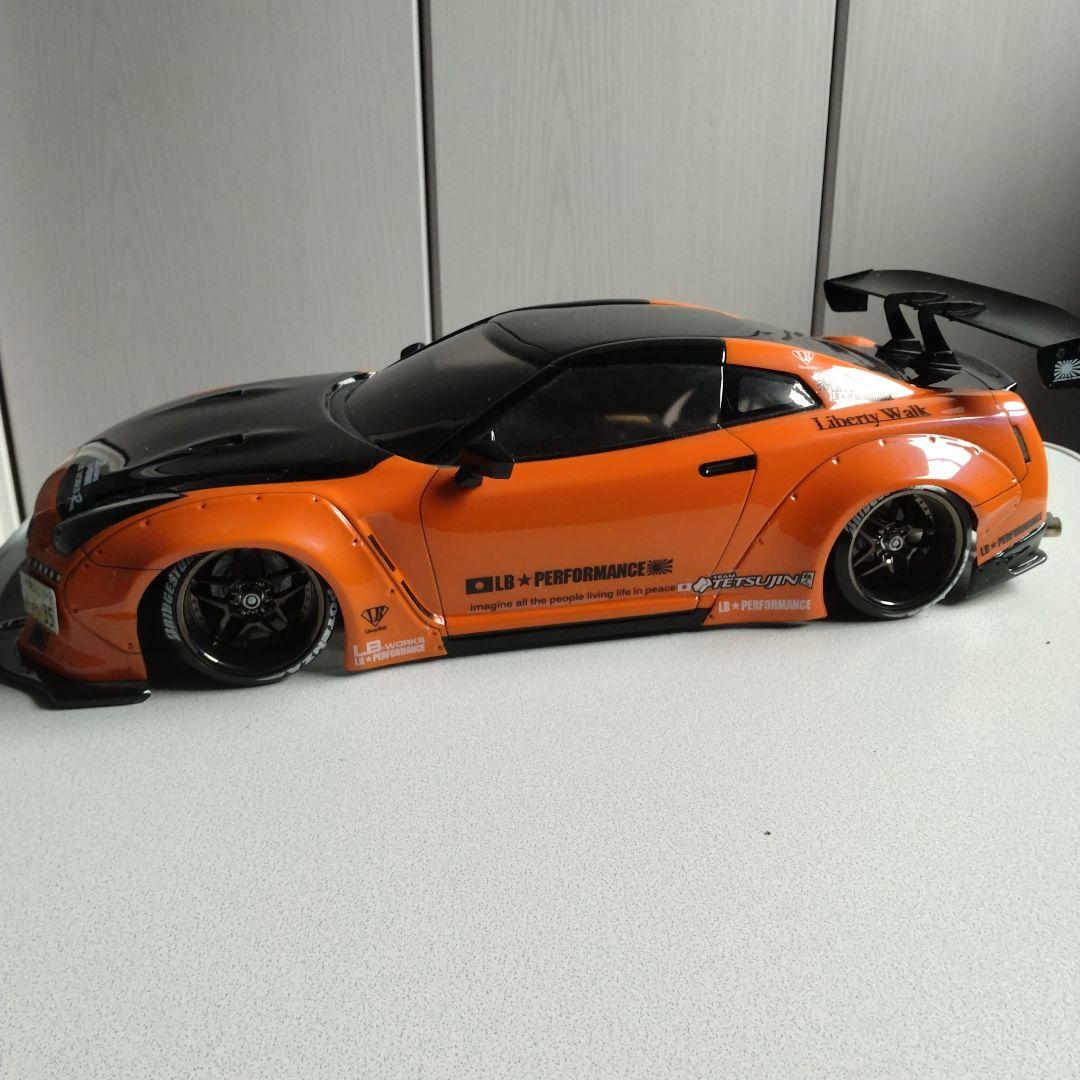 オレンジ ブラック GT-R ドリフトカー