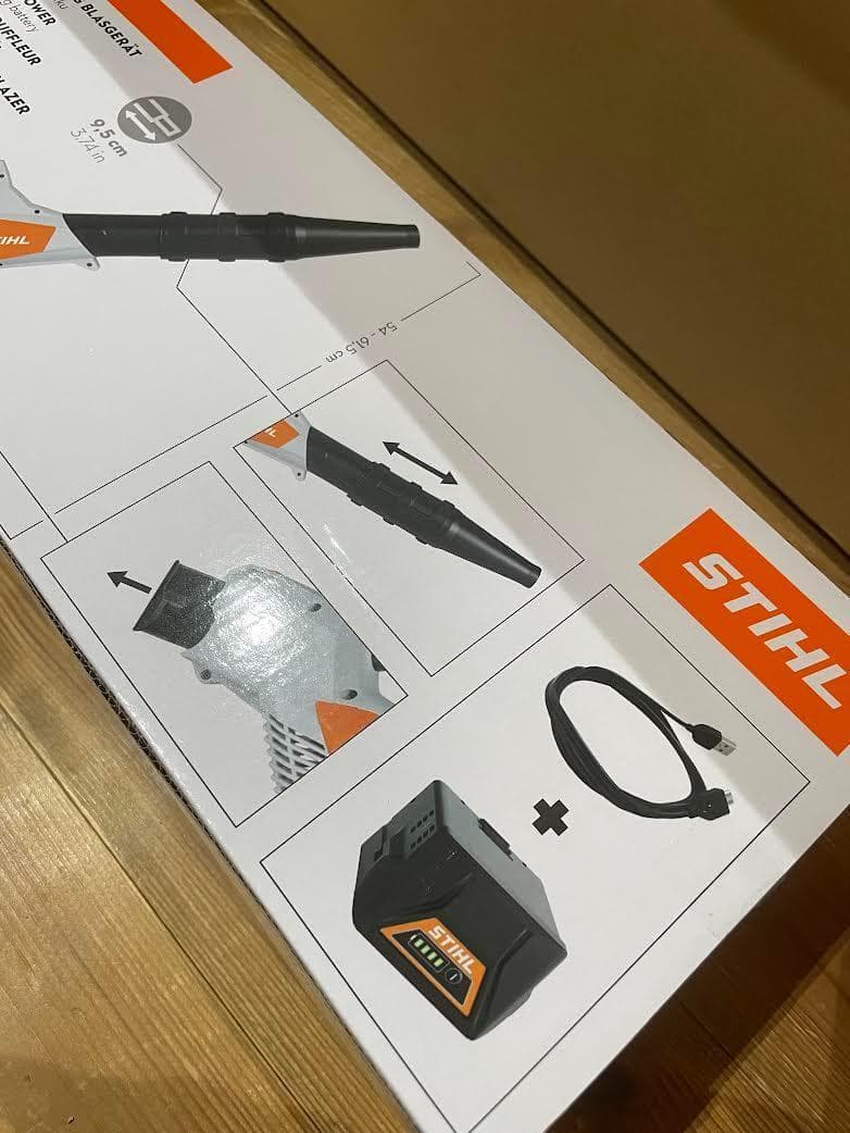 【新品】スチール（STIHL ）バッテリー　トイブロワー