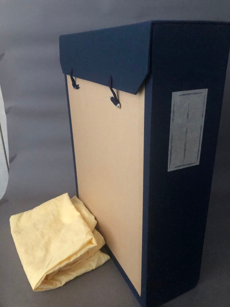 1号　木製額縁　一度使用した形跡あり