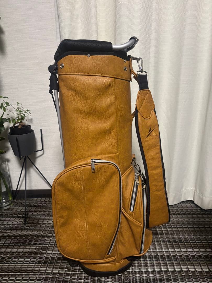 【美品】ゴルフバッグ スタンド式　キャディーバッグ　AXEL レザー