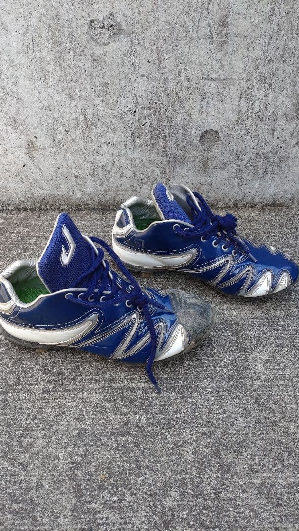 ジャガーズ　スパイク　27.5cm