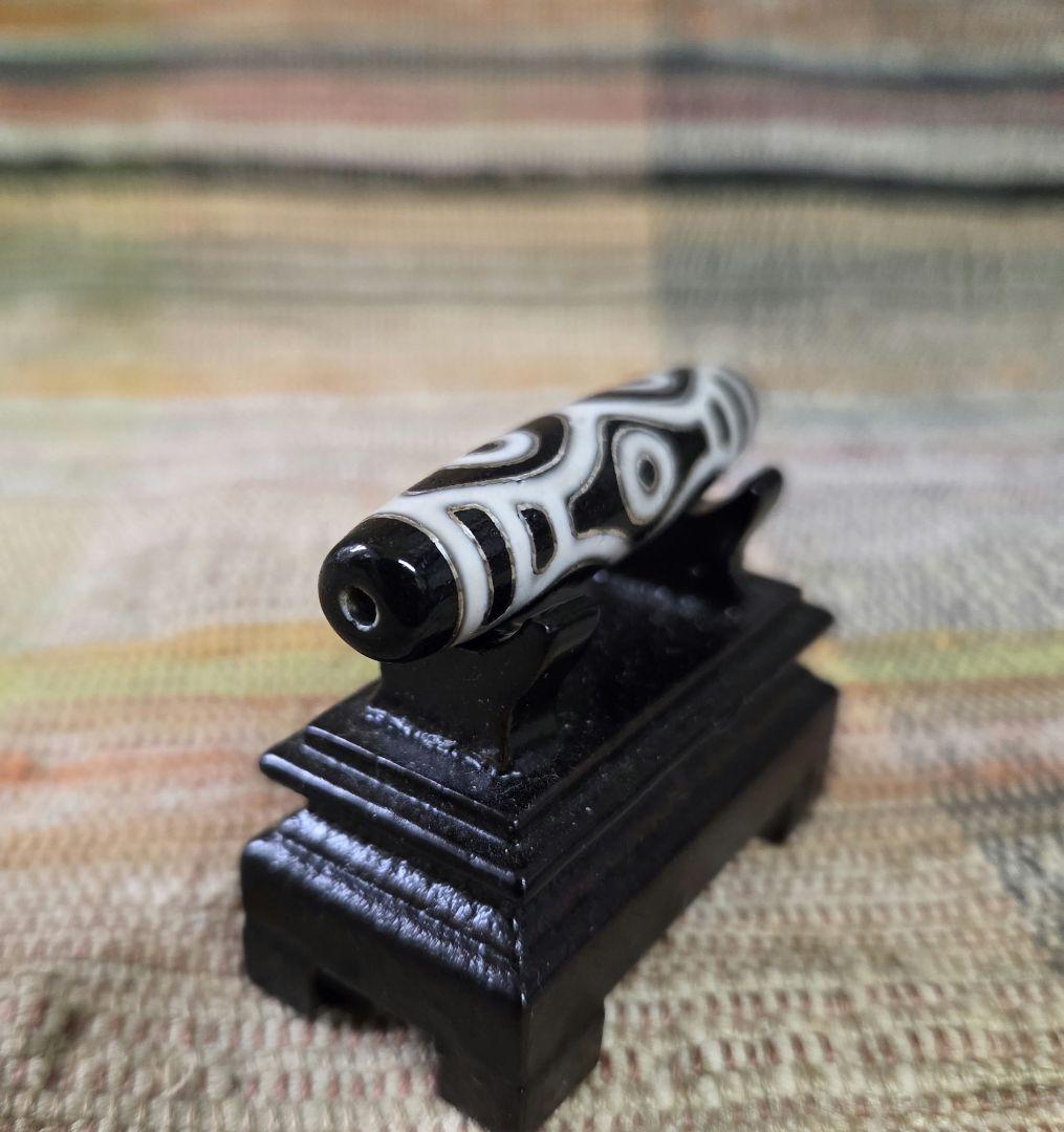 057 天珠　龍眼銀線天珠　　龍六眼　　　dzibeads！