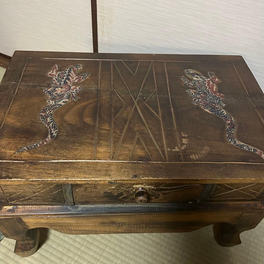 ヴィンテージ家具　トカゲ柄　極希少コラージュ　レトロ　アジアン家具　立体レリーフ
