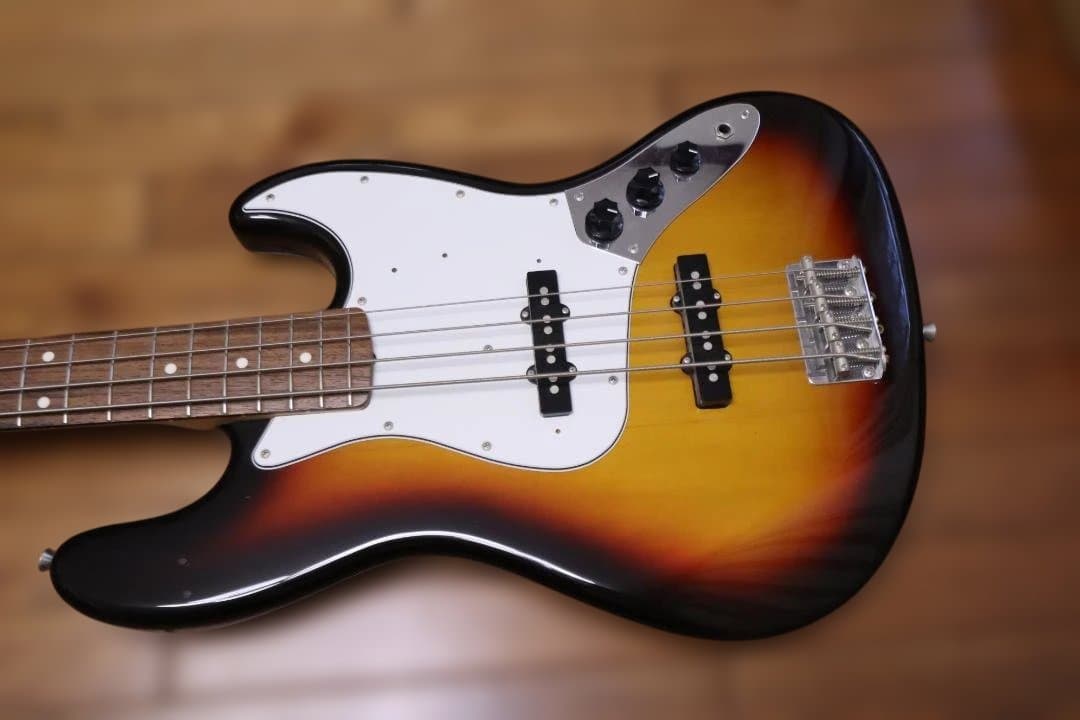 Fender　エレキベース