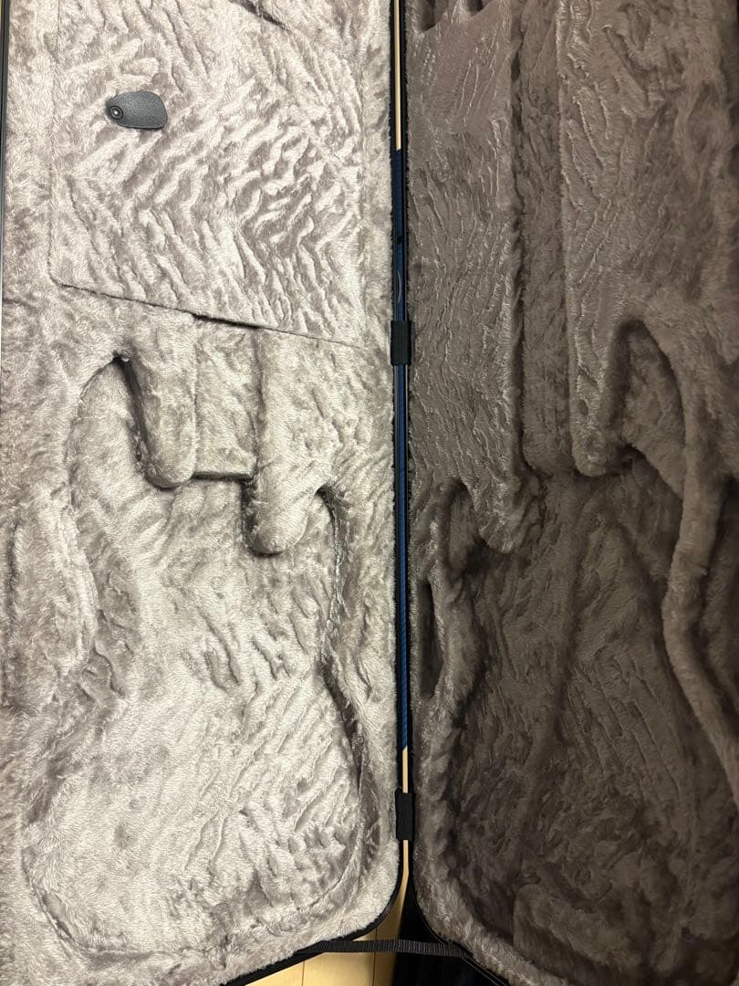 ベース Fender DELUXE MOLDED CASE Jazz bass