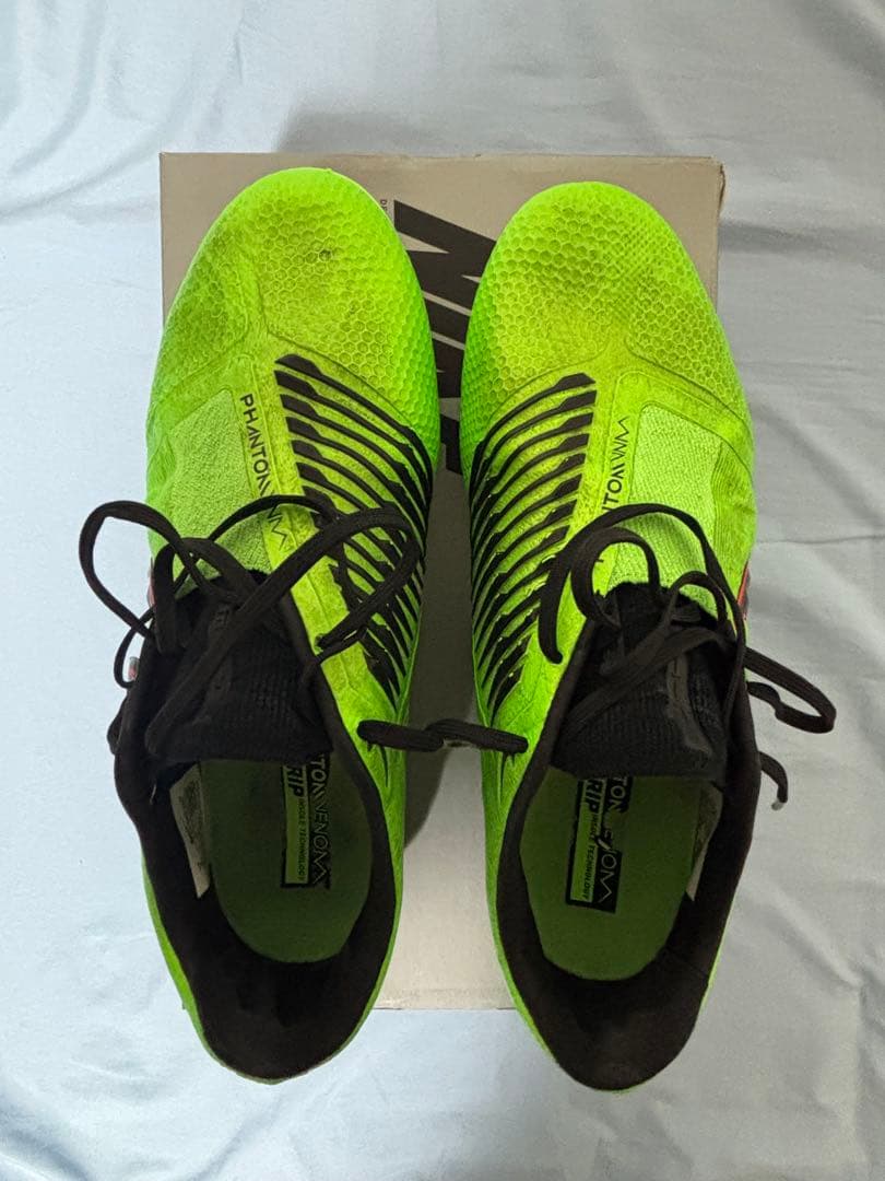 【最終値下げ】Nike PHANTOM VENOM FG 27cm