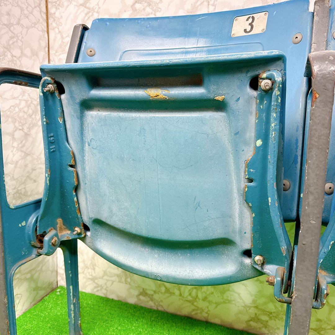 超貴重 ロサンゼルス ドジャース スタジアム シート 観客用ベンチ 超良番