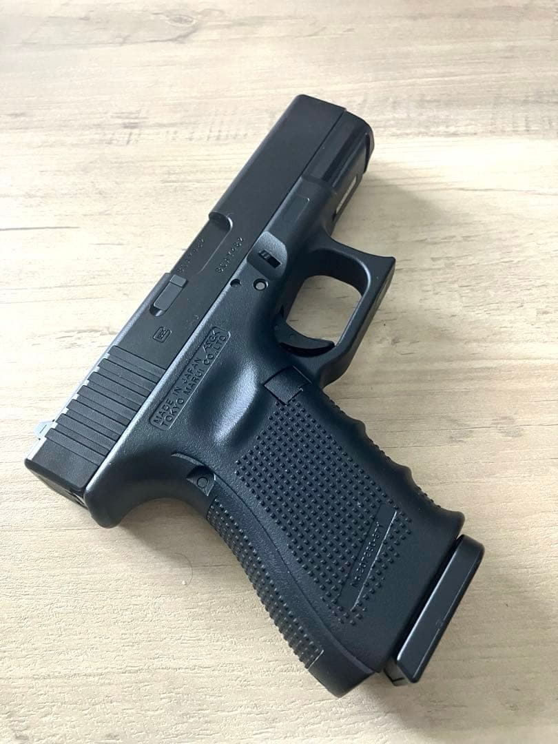 東京マルイ　Glock 19 ガスガン 9mm ブラック