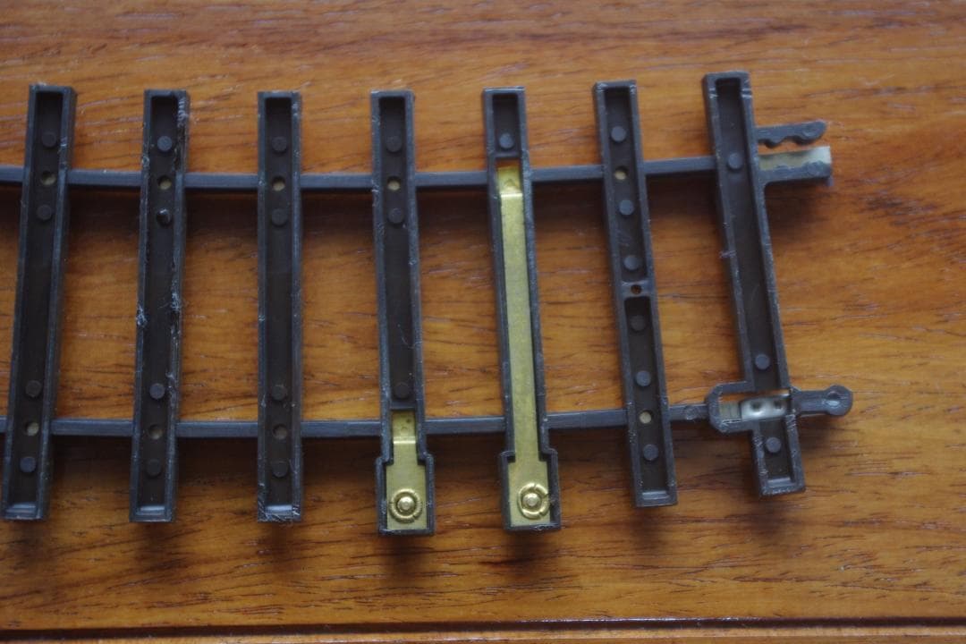 リバロッシ　Oゲージ　2線式レール　1.2m　オーバル　【ターミナル端子付き】