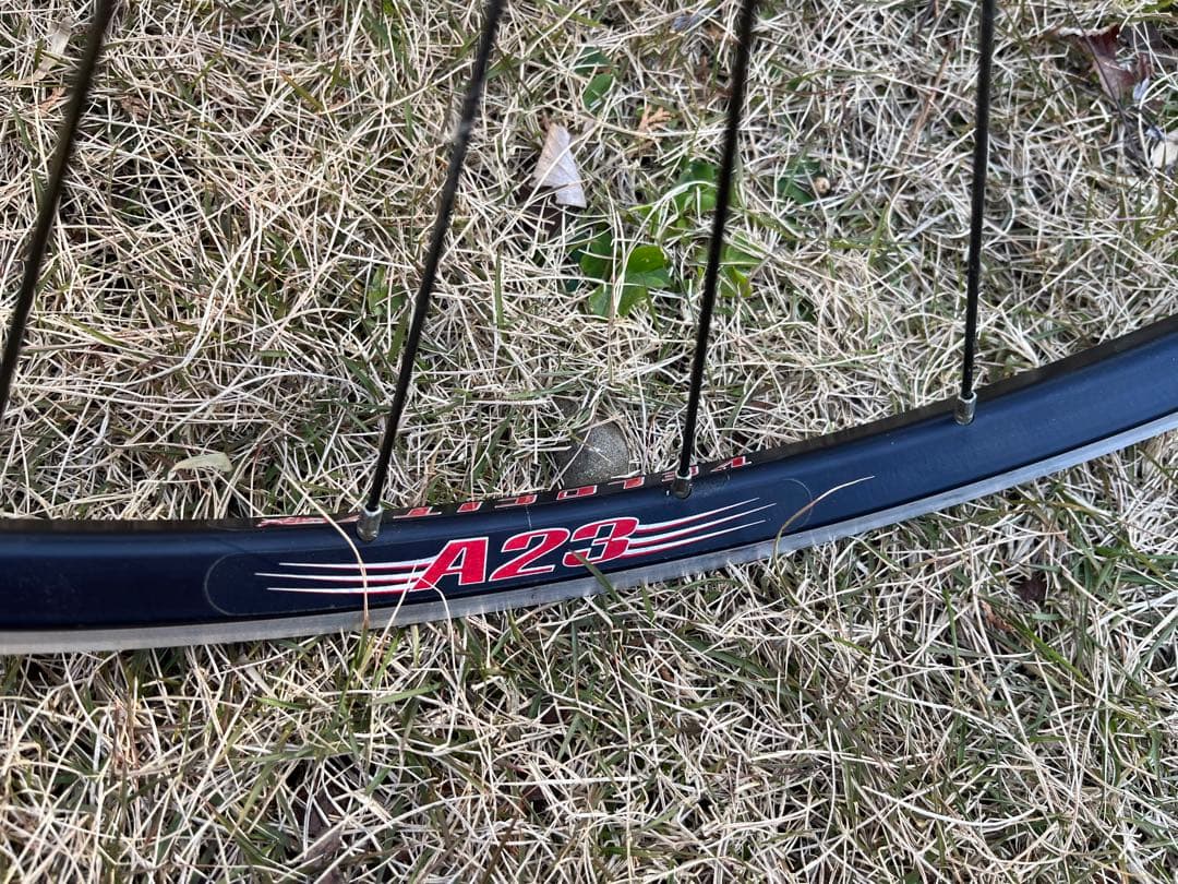 クリスキング　R45 ロードハブ　velocityリム