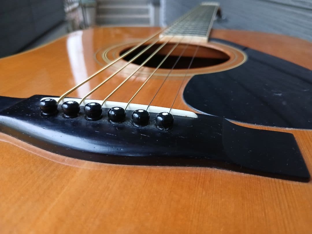 YAMAHA FG-301B オレンジラベル。