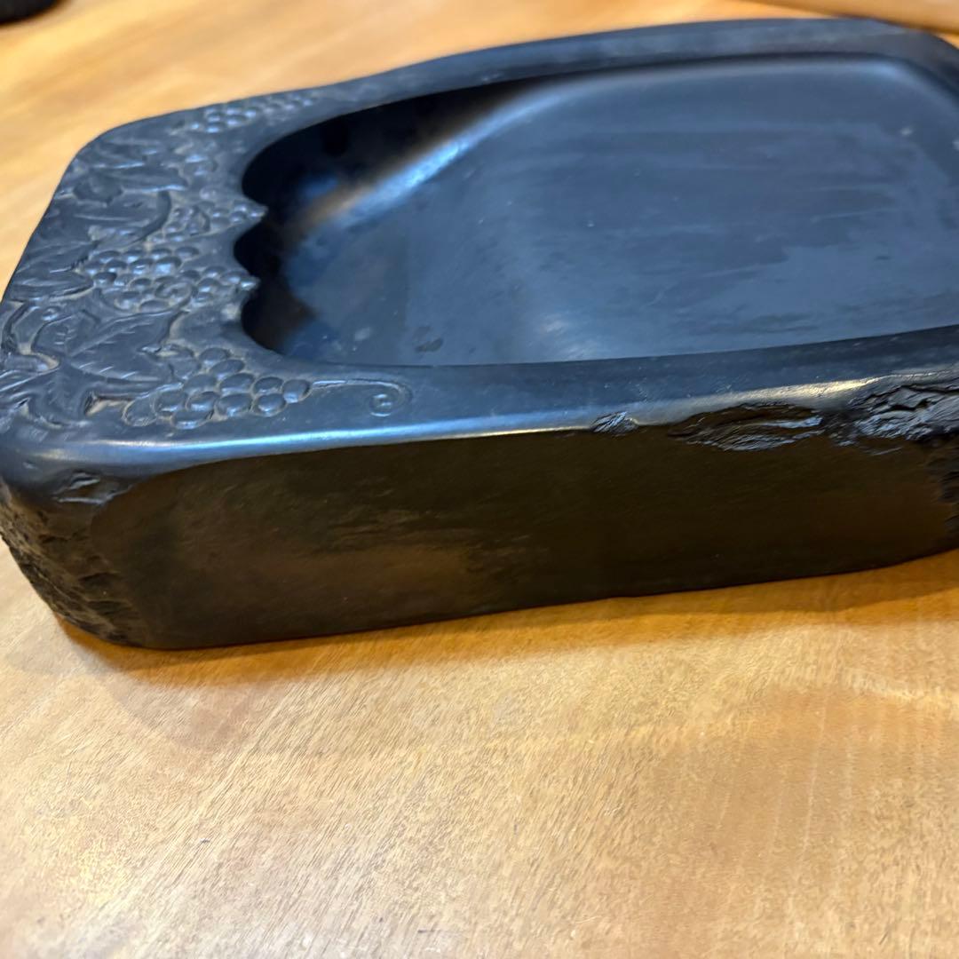 書道 硯 雨畑硯　雨畑真石 知石作 最高級品 大型硯　葡萄　彫刻