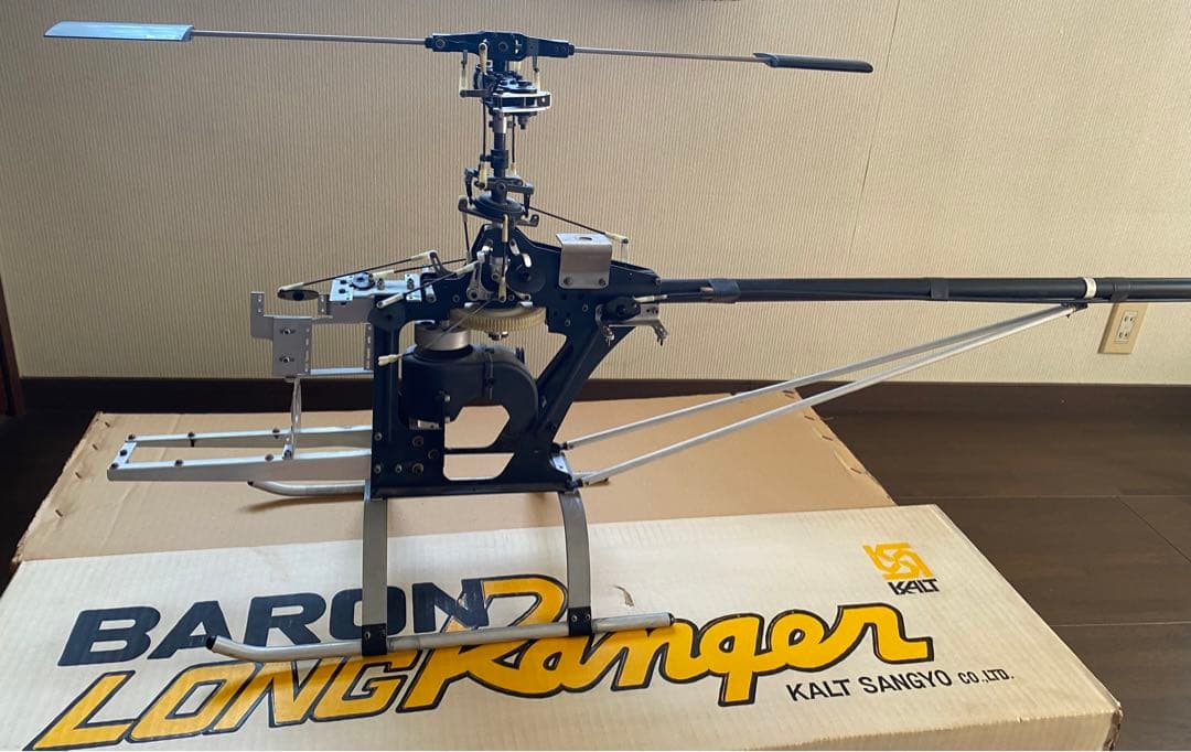 カルト産業製　ロングレンジャー　スケールヘリコプター　ボディ組み立てキット