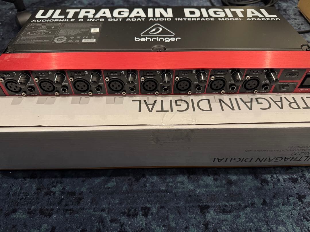 配信機器・PA機器・レコーディング機器 behringer ULTRAGAIN DIGITAL ADA8200