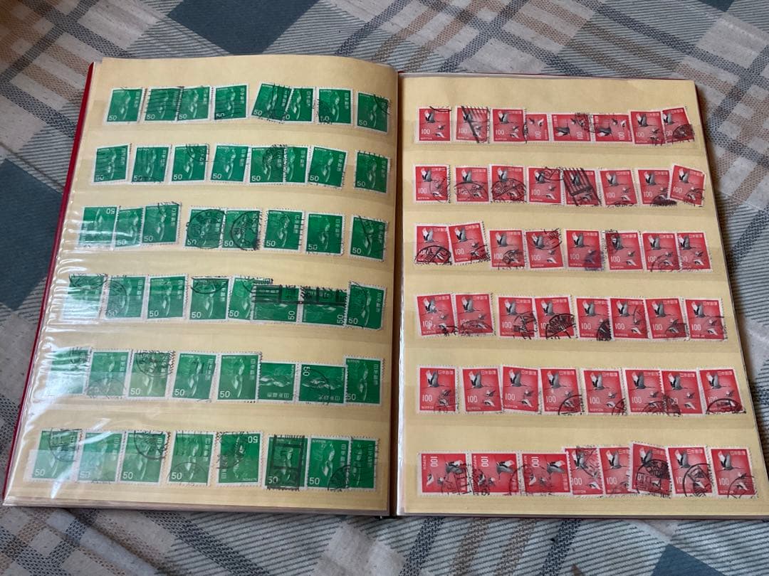 使用済み切手／日本国内の切手　アルバムにビッシリシリーズ第3弾【昭和レトロ】。