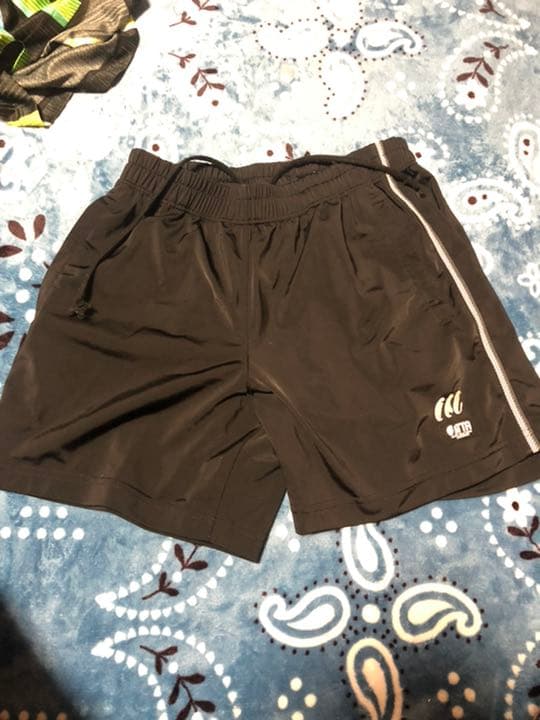 卓球 ユニフォーム3枚とスボン2枚 Butterfly TSP nittaku