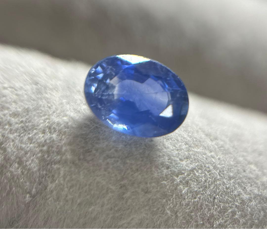 天然カシミールカラーサファイア 1.076ct