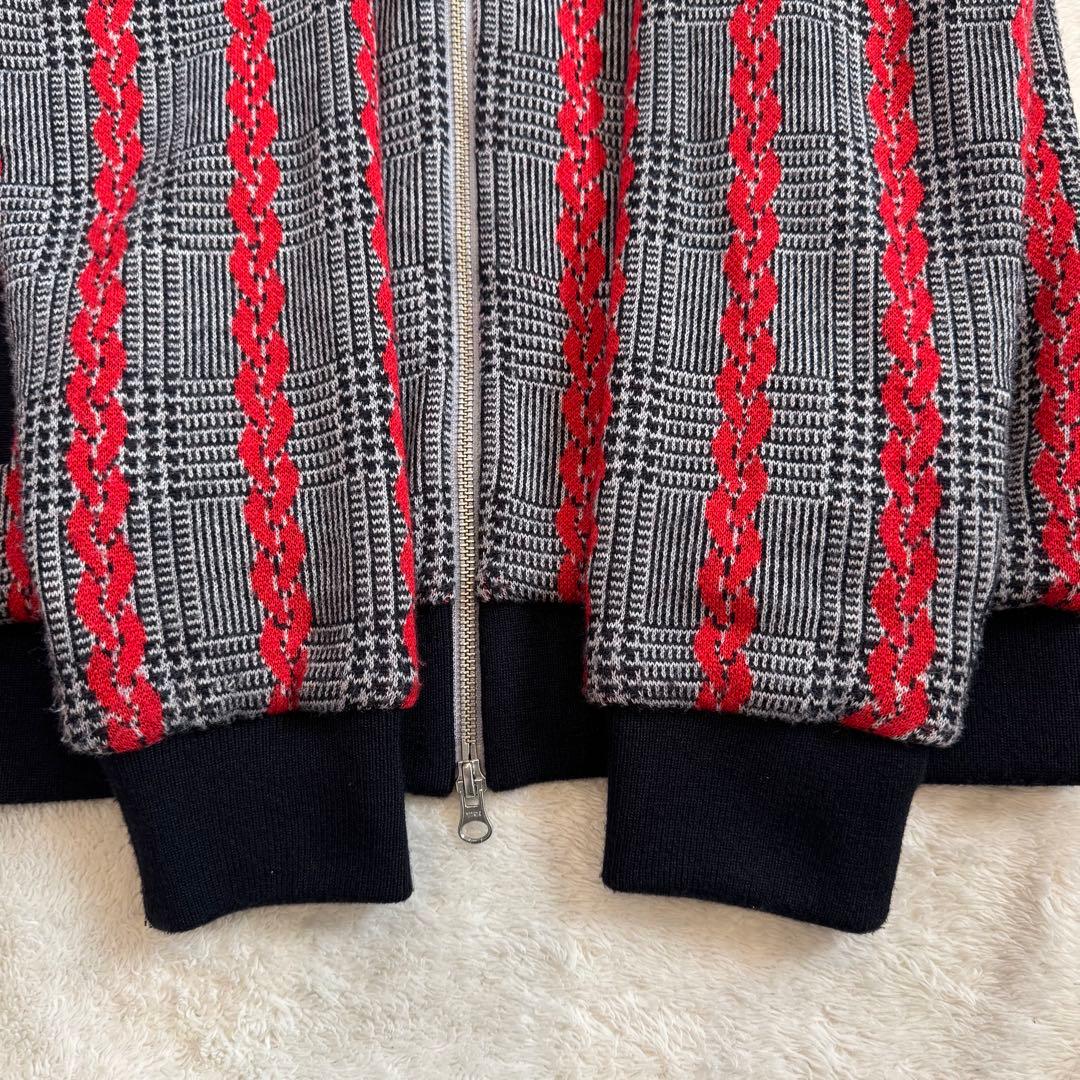 【マスターバニーエディション 】美品ジップ　ブルゾン　サイズ4 蓄熱　総柄