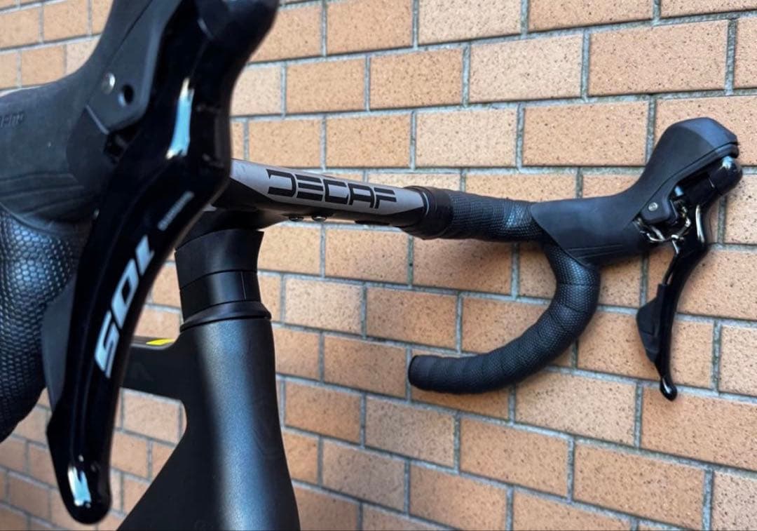 フルカーボン　ロードバイク 【期間限定割引2月15日まで価額より5%OFF 】