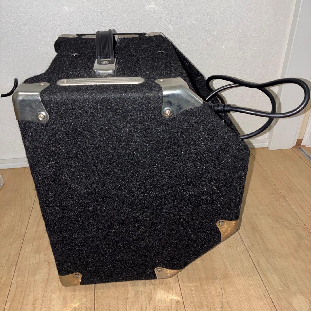 Hartke A25 25W ベース用アンプ