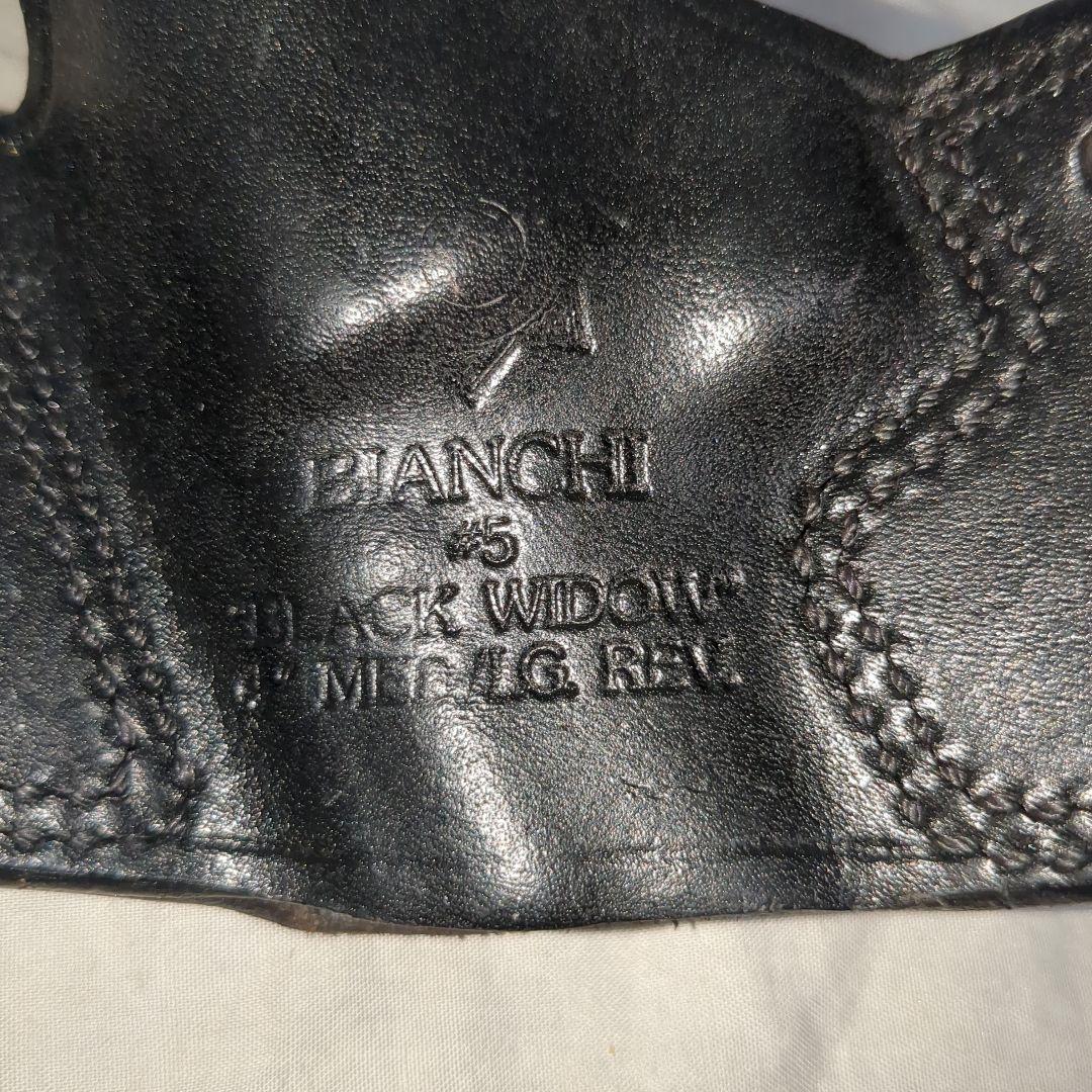 米国実物bianchi #5 ブラックウィドウ　本革レザーホルスター　リボルバー