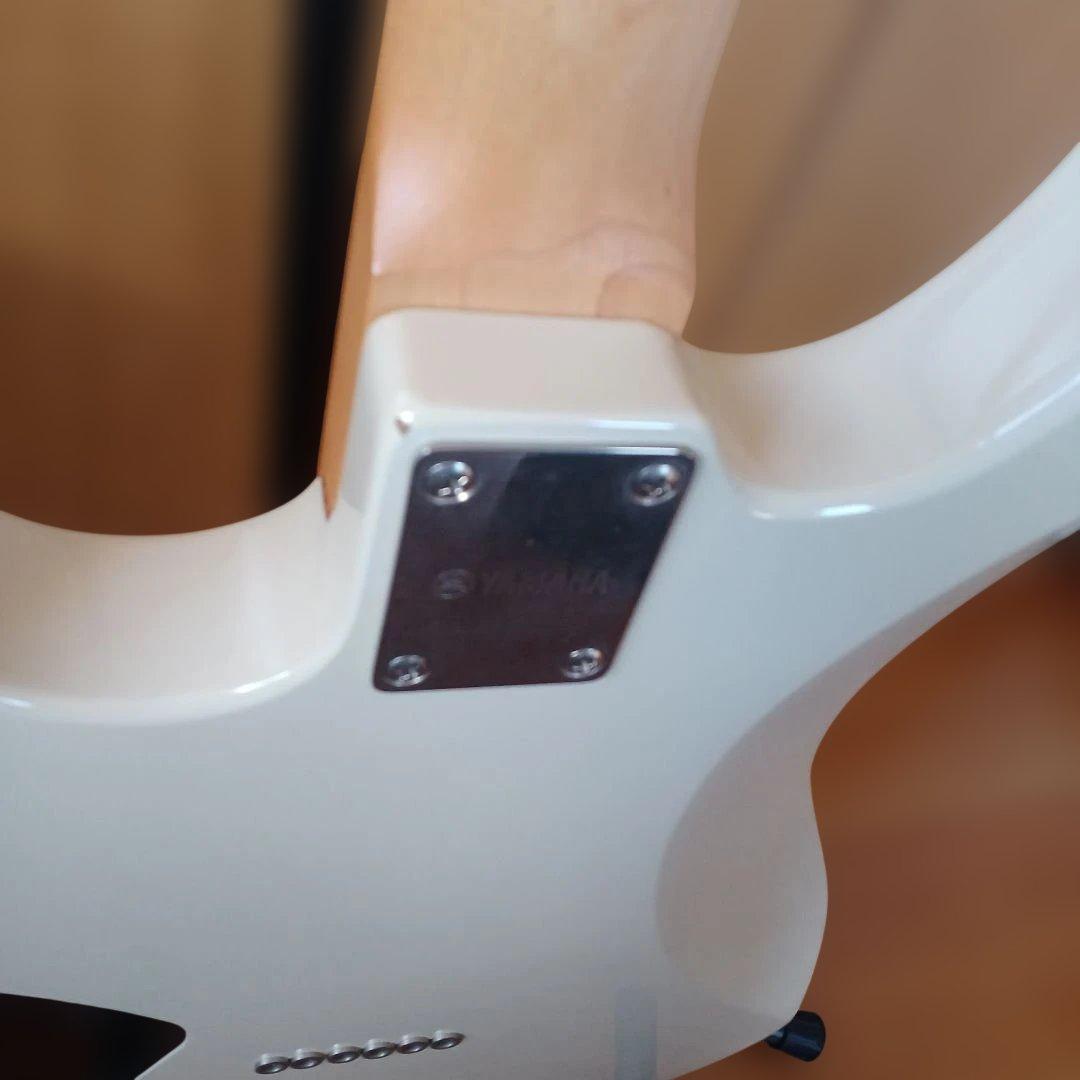 Yamaha PACIFICA エレキギター ホワイト